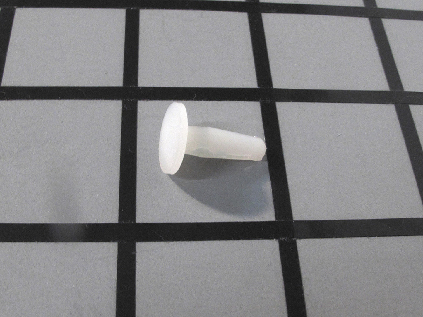 5303212828 Electrolux Gasket Retainer Clip