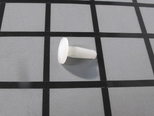 5303212828 Electrolux Gasket Retainer Clip