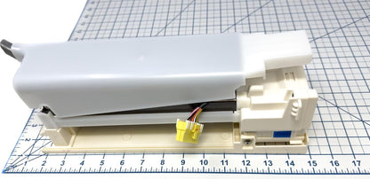 DA97-15217D Refrigerator Ice Maker Assembly