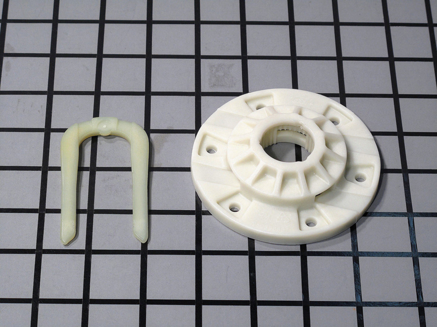 W10528947 Whirlpool Basket Driven Hub Kit