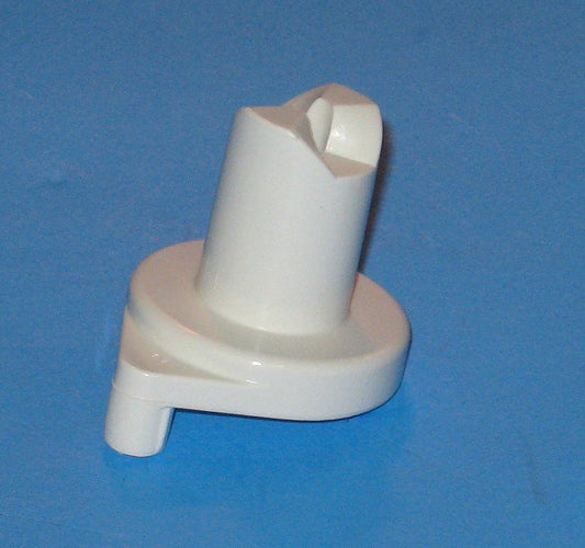 WP67003638 Whirlpool Door Closure (White)